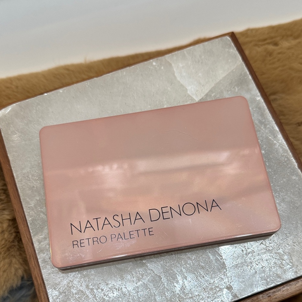 NATASHA DENONA RETRO PALETTE EYESHADOW BRAND NEW ULTRA RARE 100% AUTHENTIC